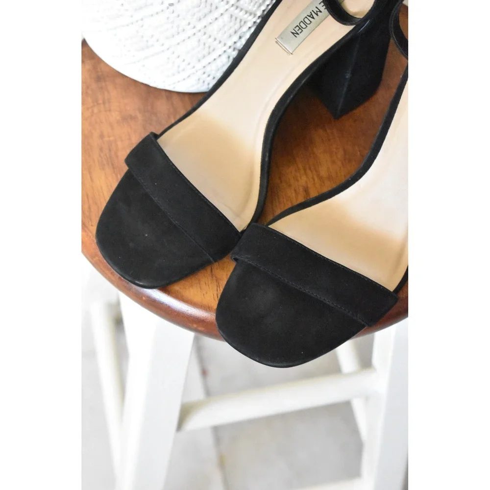 Steve Madden Carrson Sandal Women 9M Black Suede Block Heel Ankle Strap